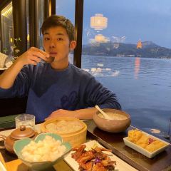 ON LAKE 여행 사진