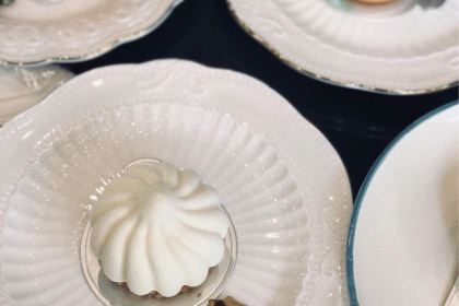 闻恬法式西点店