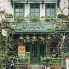 莫奈咖啡馆(顺河南路店) User Photo