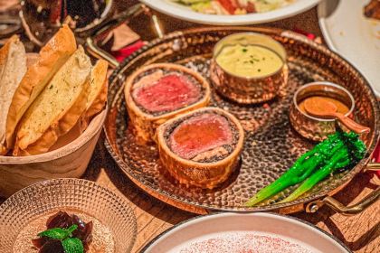 罗福索love&salt牛排馆(长宁来福士店)