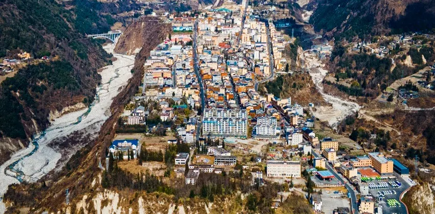 玩水避暑