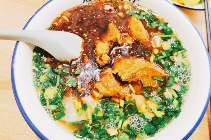 陈厚元牛肉面(台江万达店)