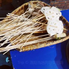 马路边边串串香(宝龙店) User Photo