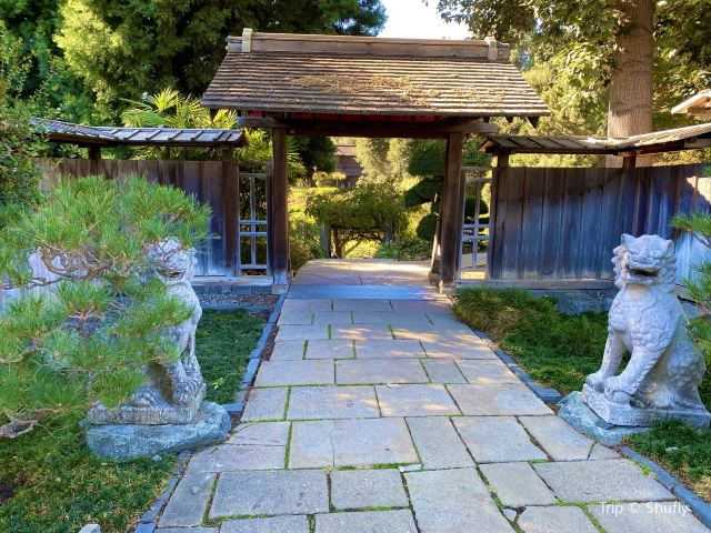 Huntington Library Chinese Garden Tea House