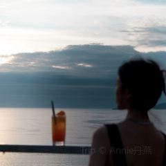 Horizons Sky Bar & Cigar Lounge User Photo