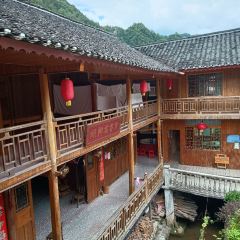 湖乡苗家乐 User Photo