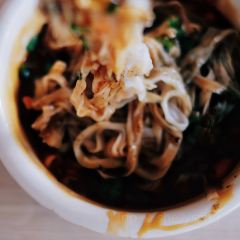 黄记四更烤乳猪店 User Photo