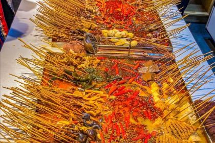 来串街边串串香(政通路店)