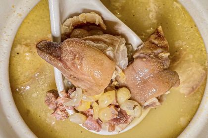 尹二姐守艺川菜(美专校街店)