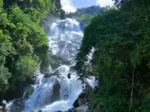 Nan'en Waterfall