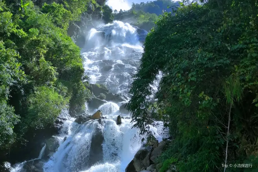 Nan'en Waterfall