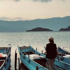 三色云河(泸沽湖大落水店) User Photo
