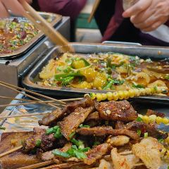 云南建水鸡脚王烧烤(商贸路店) 여행 사진