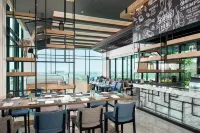 Holiday Inn & Suites SIRACHA LAEMCHABANG by IHG