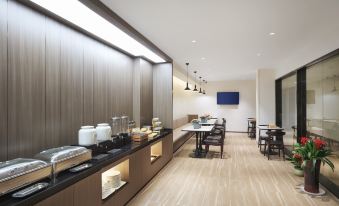 HanTing Hotel (Nanjing Olympic Sports  Xinglong Avenue Subway Station)