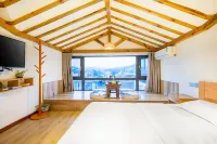 Changzhou Yuantianju Homestay - Mountain view