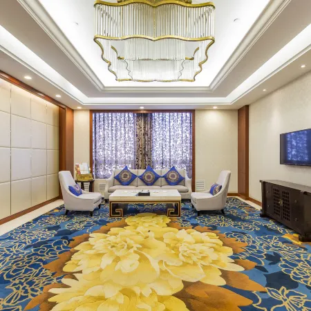 Wulanchabu Berun Hotel
