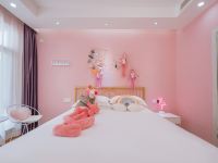 岚舍民宿(上海国际旅游度假区店) - 粉色公主风甜蜜大床房