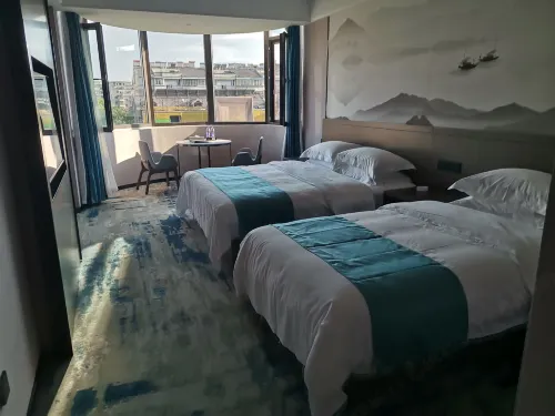 Huaiyuan Daxuan Hotel