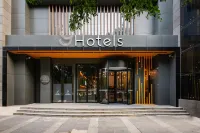 Y Hotel (subway station store of Xi'an traditional Chinese medicine hospital) Отели в г. Сиань