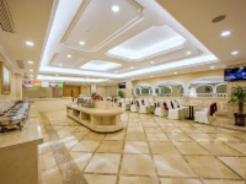 Vienna International Hotel (Mount Wuyi Impression Dahongpao) Hotels in Wuyishan