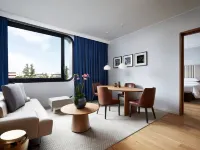 Sheraton Milan San Siro Hotels near Bonola Station