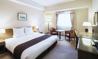 3. HOTEL MY..