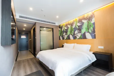 Garden Hotel Отели рядом с достопримечательностью «Chuanshan Revolutionary Base Wanyuan Defend War Display Hall»