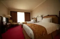 Grand Riverview Hotel Hotel dekat New Horizon Garden Restaurant