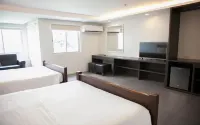 Nichols Airport Hotel