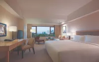 New World Makati Hotel - balcone