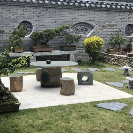 Yiyun Bieyuan Hostel
