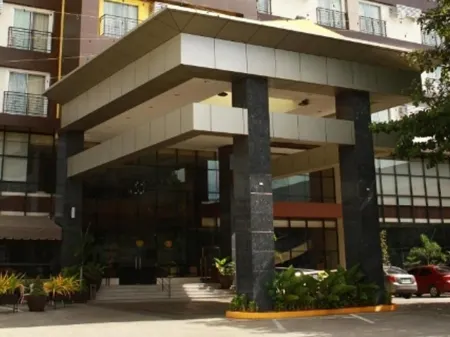 Dohera Hotel Отели рядом с достопримечательностью «Себу Докторс Юниверсити»