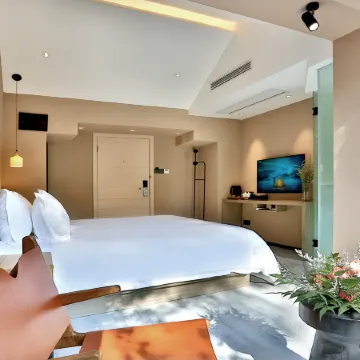 Lotus Glade Hotel Отели рядом с достопримечательностью «Цюйюаньфэнхэ»