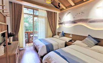 Xike Chinese Inn (Furong Town Tourist Center)