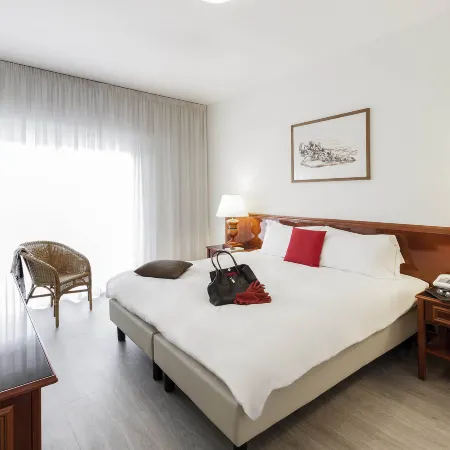 Aparthotel Adagio Rome Vatican Отели рядом с достопримечательностью «Спортивный комплекс «Итальянский форум»»