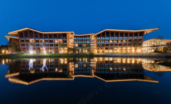 Yucheng Chunsanli Art Holiday Hotel