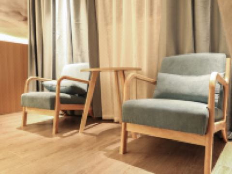 常熟嘉年华酒店 - 豪华大床房