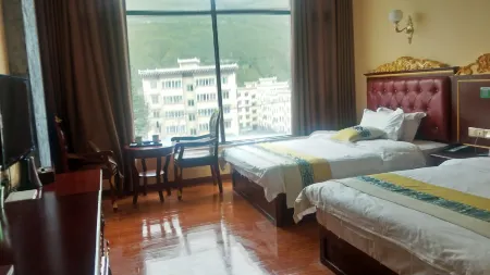 King Gesar Hotel Отели рядом с достопримечательностью «Shouling Temple»