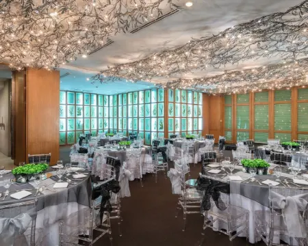 アストリア プラザ パシグのホテル