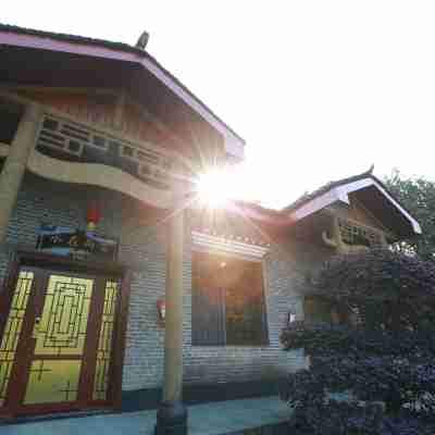 郴州龍女温泉酒店 Hotel Exterior