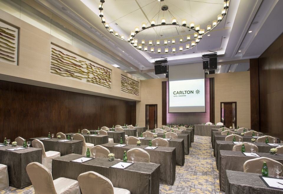 칼튼 호텔 헬스장