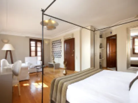 Alp Pasa Hotel - คลาสพิเศษ โรงแรมในอันตัลยา