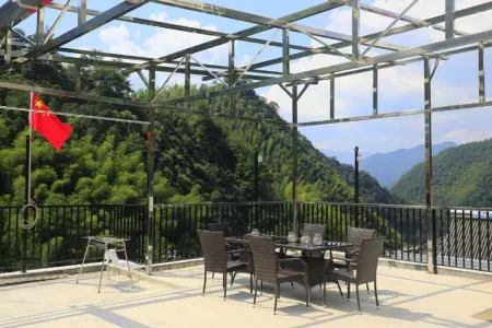 Changshanxi Shangcunshe Homestay Отели в г. Шаншань