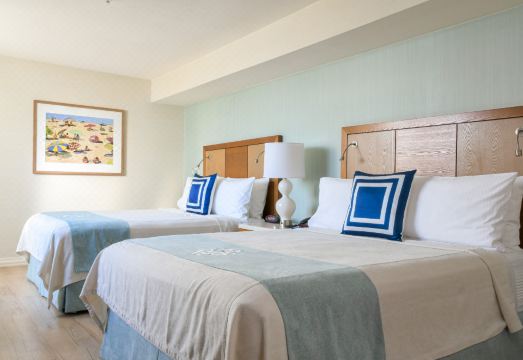 호텔 내부 전경