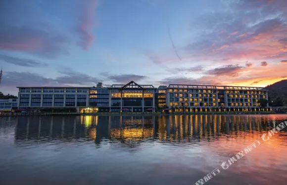 南京紫清湖温泉度假酒店（野生動物世界店）