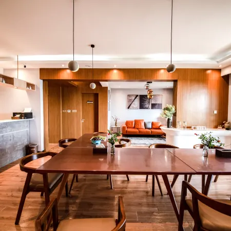 Real home Hotel