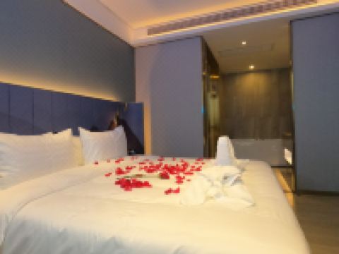 上蔡樱巢酒店 - 樱巢套房