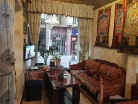 Xinlong Longcheng Hotel - 2-Star