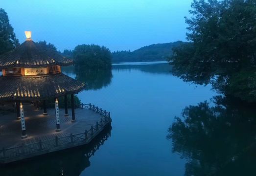 뉴 센추리 호텔 객실